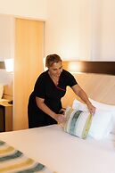 Hotel Plaza Central Canning