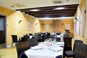 Hotel AHC Palacio Coria