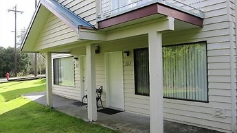 Whale's Tail Guest Suites