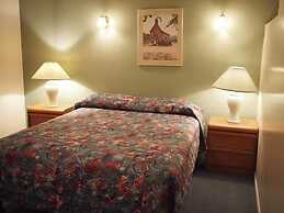 Whale's Tail Guest Suites