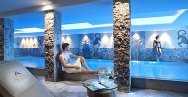 ABINEA Dolomiti Romantic Spa Hotel
