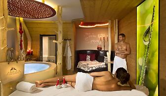 ABINEA Dolomiti Romantic Spa Hotel