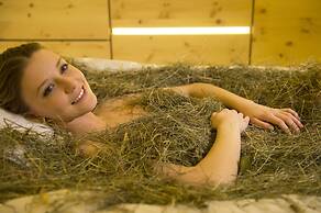 ABINEA Dolomiti Romantic Spa Hotel