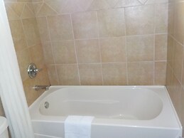 Courtyard Inn Vernon