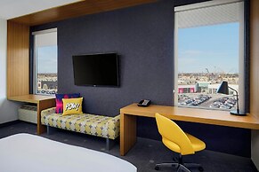 Aloft by Marriott Vaughan Mills