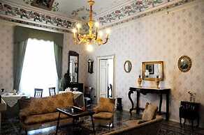 Palazzo 'Il Cavaliere' - B&B di Charme