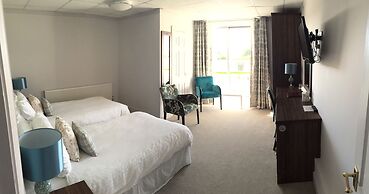 The Pines Hotel