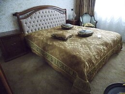 Weena House
