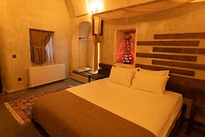 Lemon Cave Suites And Coffee House