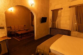 Lemon Cave Suites And Coffee House