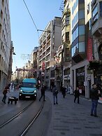 Golden Street Hotel