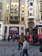 Golden Street Hotel