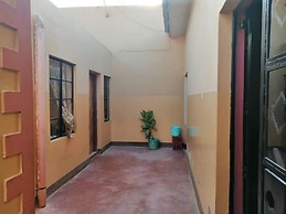 Acacia Shade Hotel