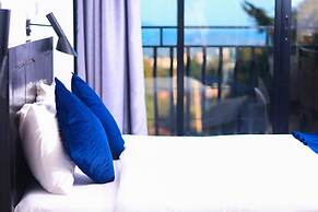 The Hotel Ezri