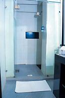 The Hotel Ezri