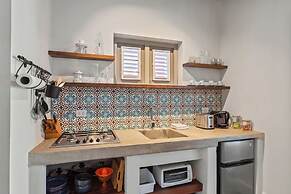 PM78 Boutique Apartments