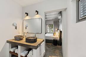 PM78 Boutique Apartments