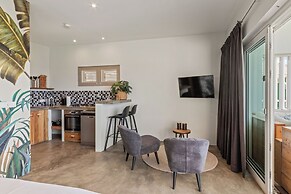 PM78 Boutique Apartments