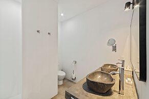 PM78 Boutique Apartments