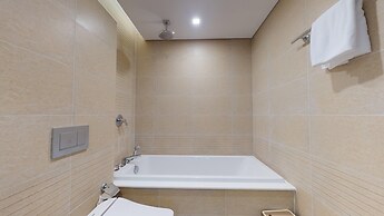 Homefromhome Metropolis Apartments
