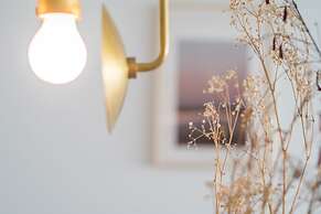 Inner City Penthouse With Private Rooftop
