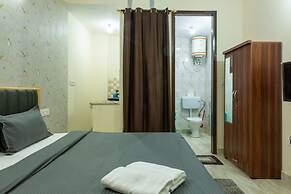 Eat Sleep Wander Studio Apartments