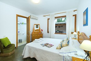 Villa March