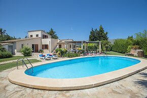 Villa Coloma