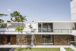 Villa Aqua