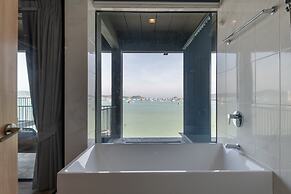 Arch39 Phuket Beach Front