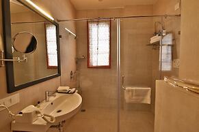 Villa 243