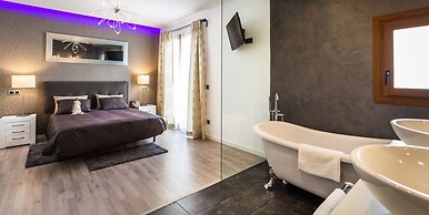Mafloras Luxury Beach Apartment