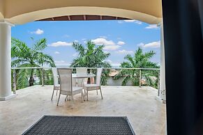 Sea Vue Luxury Vacation Condominiums