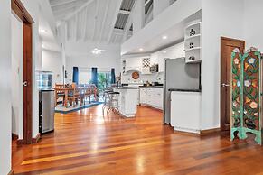 Sea Vue Luxury Vacation Condominiums