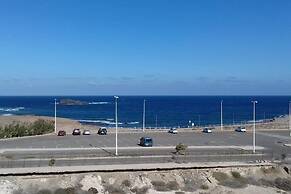 Beachfront House in Playa de Arinaga