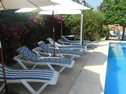 Charming Villa With Private Pool