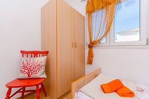 Apartment Sea Shell