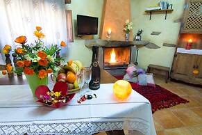 Romantic House for 2 People With Jacuzzi