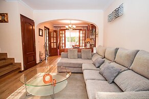 Beautiful, Comfortable House With Pool In Mallorca