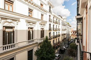 Prado Museum Apartment