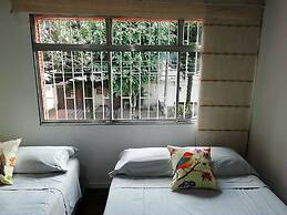 Bed & Breakfast Local Home