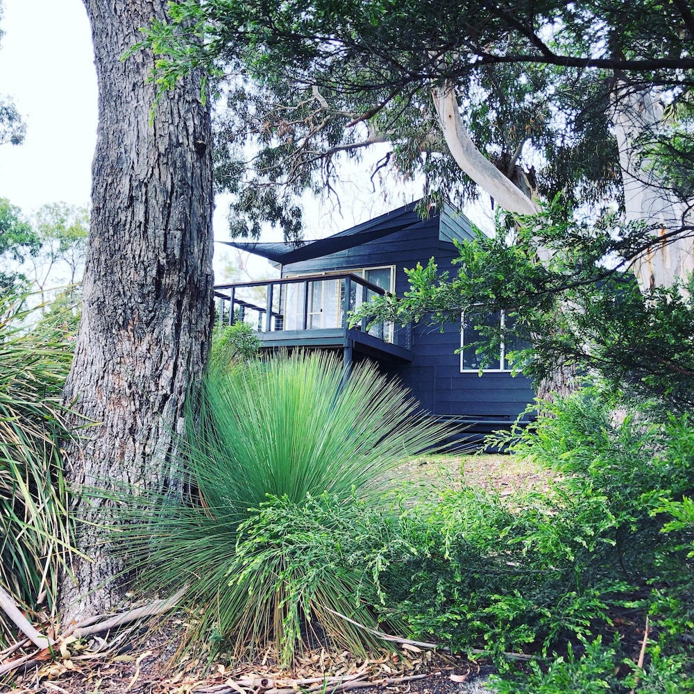 Bush Hideaway