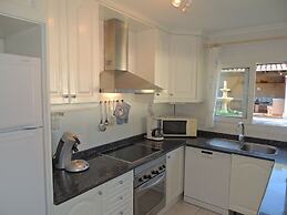 Charming Villa With Private Pool and air Conditioning, Near the Beach