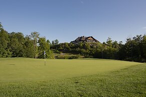 Muskoka Bay Resort