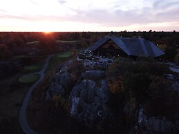 Muskoka Bay Resort