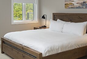 Muskoka Bay Resort