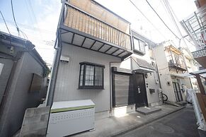 Kanegafuchi House