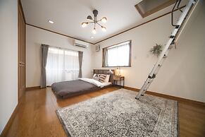 Kanegafuchi House