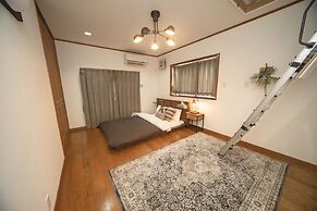 Kanegafuchi House