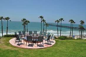 Beachcomber Inn